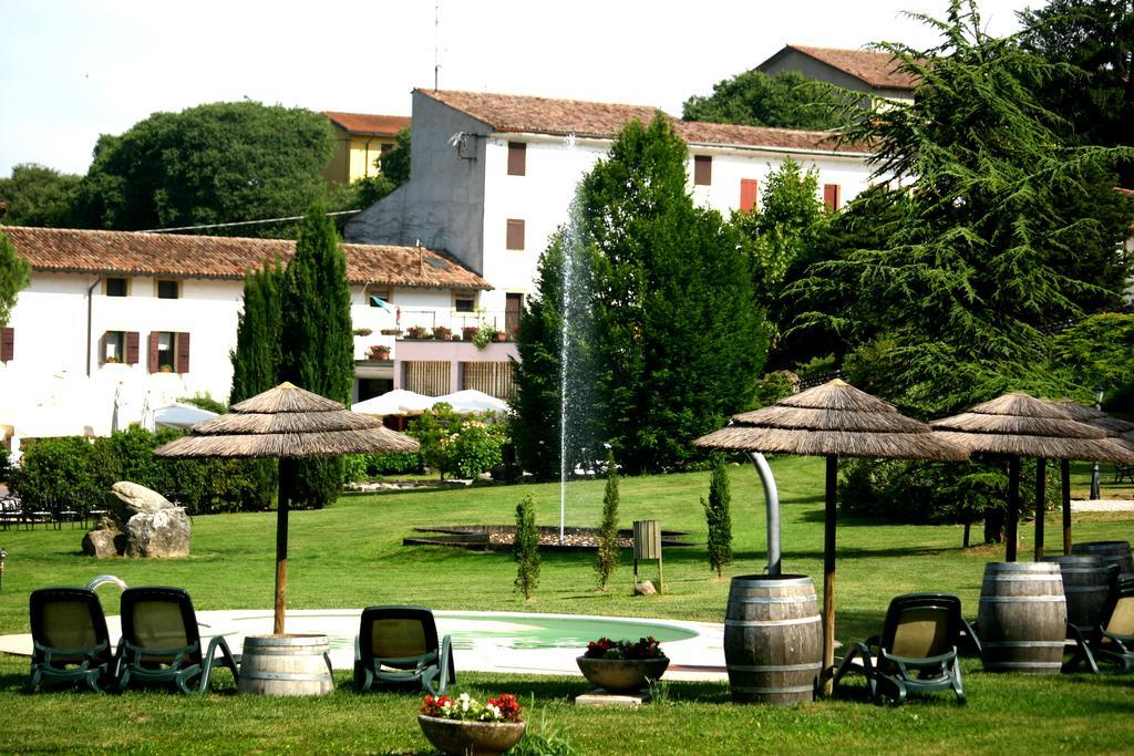 La Mola Guest house